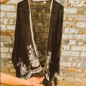 Black Vintage Style Kimono